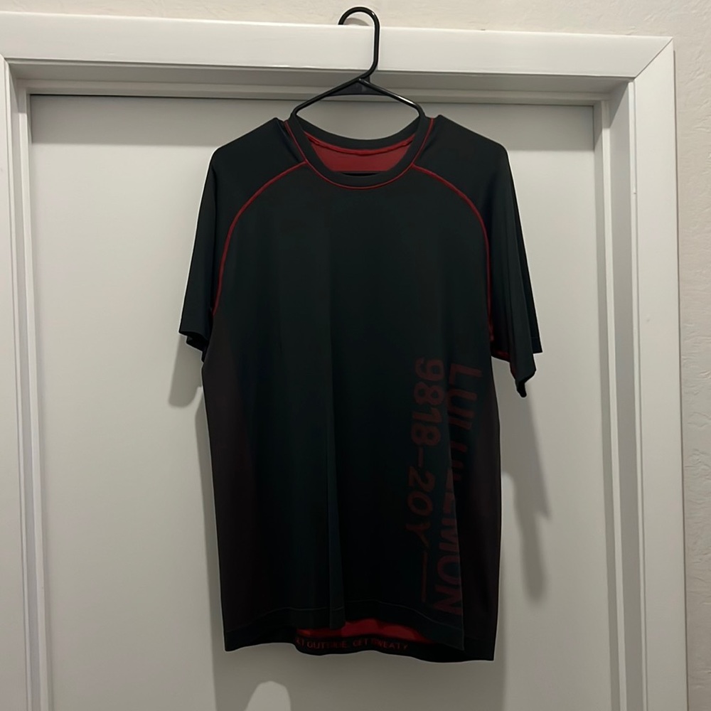 ULTRA RARE Lululemon 20 Year Collab Tee Size Large